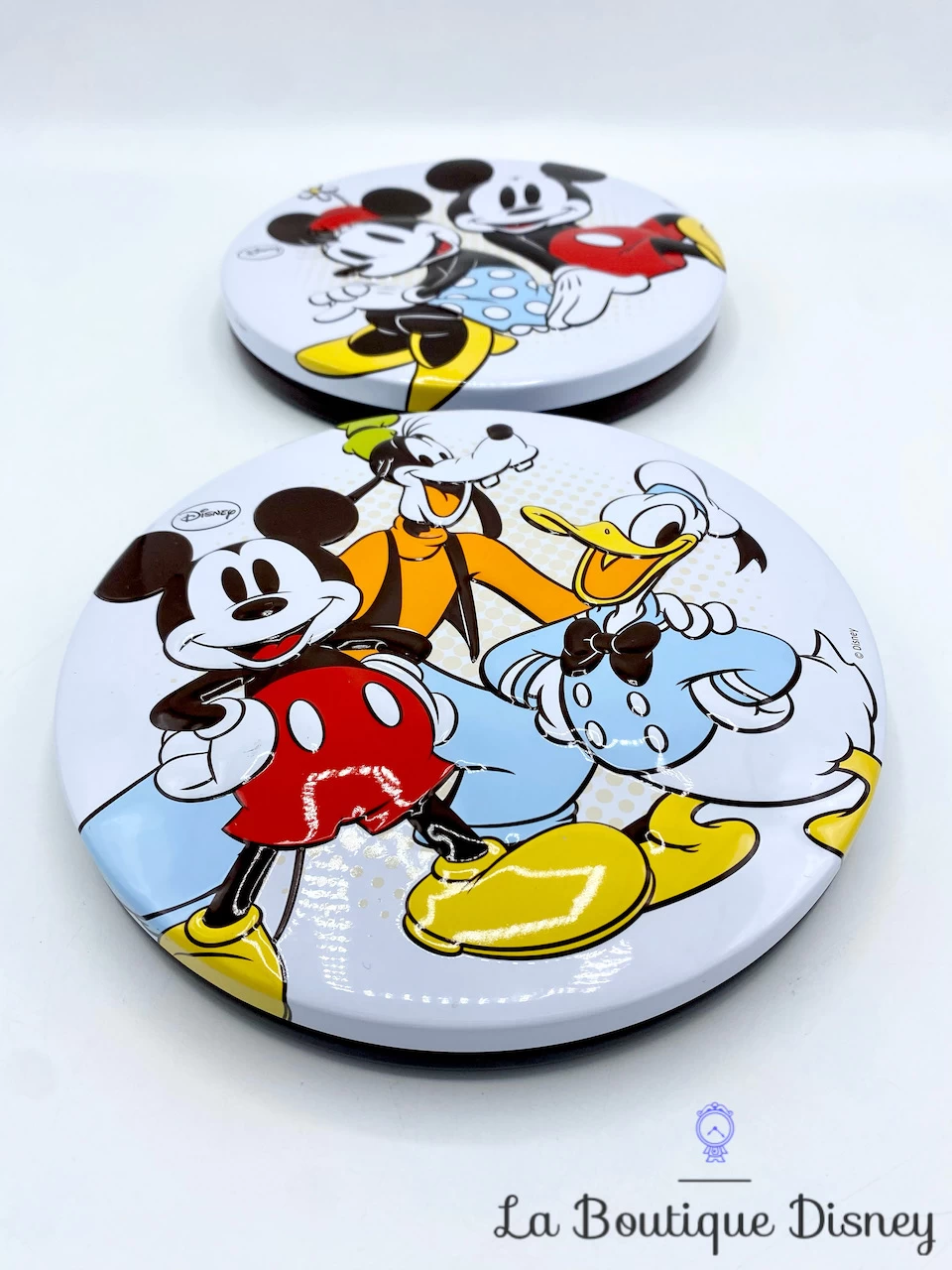 Ensemble Boites Métal Mickey Et Ses Amis Disney Rond Chocolats Pralinés Rétro Vintage 4 Ensemble Boites Métal Mickey Et Ses Amis Disney Rond Chocolats Pralinés Rétro Vintage – Image 2