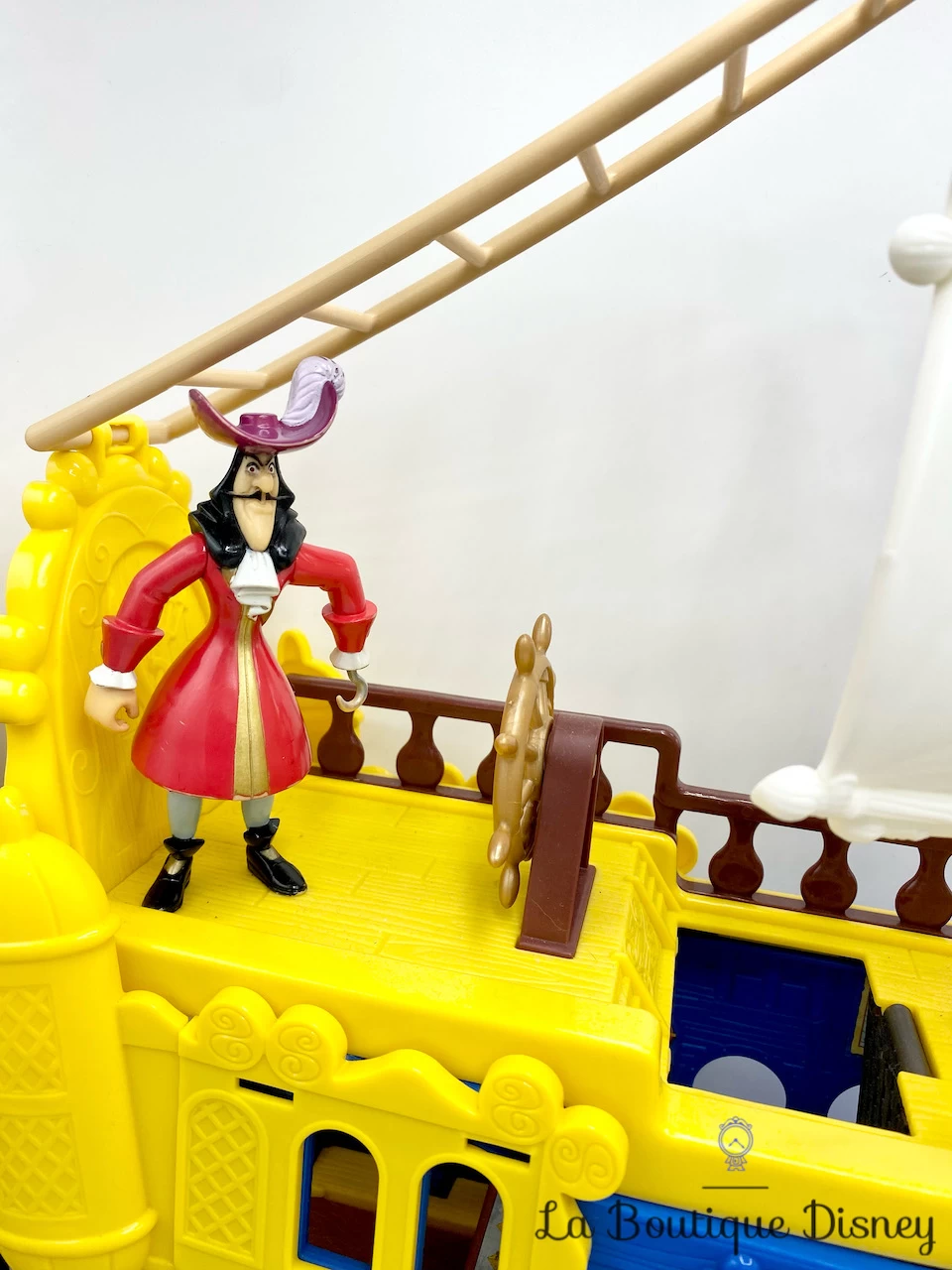 Jouet Figurines Bateau Peter Pan Disneyland Disney Mattel Ensemble De Jeu Crochet Wendy Crocodile Mouche 4 Jouet Figurines Bateau Peter Pan Disneyland Disney Mattel Ensemble De Jeu Crochet Wendy Crocodile Mouche – Image 2