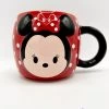 Tasse Minnie Mouse Tsum Tsum Disney Store 2016 Mug Rouge Pois Tête Visage 1 Tasse Minnie Mouse Tsum Tsum Disney Store 2016 Mug Rouge Pois Tête Visage -Disney tasse minnie tsum tsum disney store rouge pois mug 1