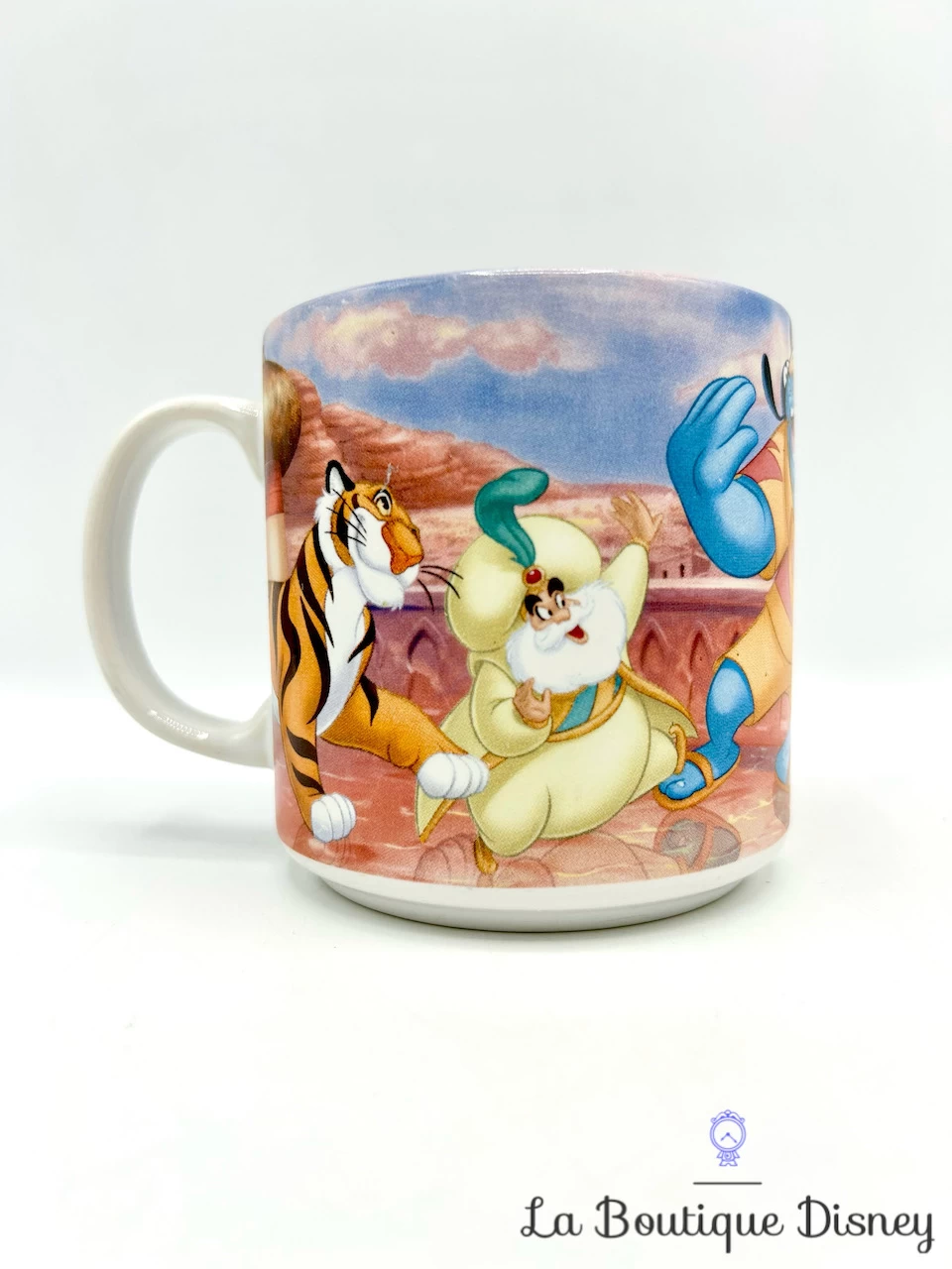 Tasse Scène Aladdin Disney Store Exclusive Classics 2010 Mug Scène Film Jasmine Génie Abu Sultan Rajah 3 Tasse Scène Aladdin Disney Store Exclusive Classics 2010 Mug Scène Film Jasmine Génie Abu Sultan Rajah