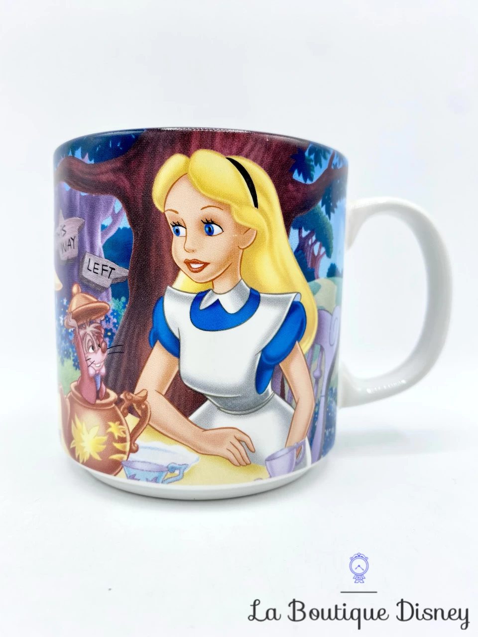Tasse Scène Alice Au Pays Des Merveilles Disney Store Classics 2003 Mug Scènes Film Thé 3 Tasse Scène Alice Au Pays Des Merveilles Disney Store Classics 2003 Mug Scènes Film Thé